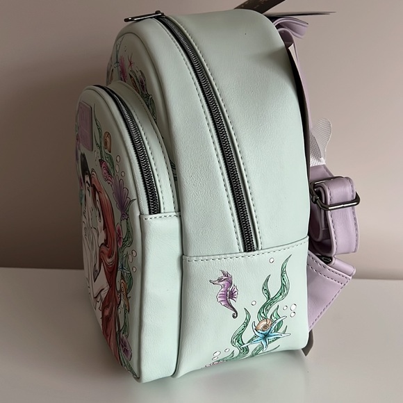 NEW Loungefly Disney The Little Mermaid Couple Hug Mini Backpack - Picture 8 of 8